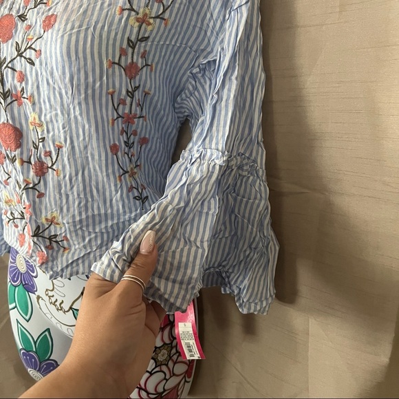 Xhilaration Blue White Stripe Blouse with Floral Embroidery - Picture 4 of 5